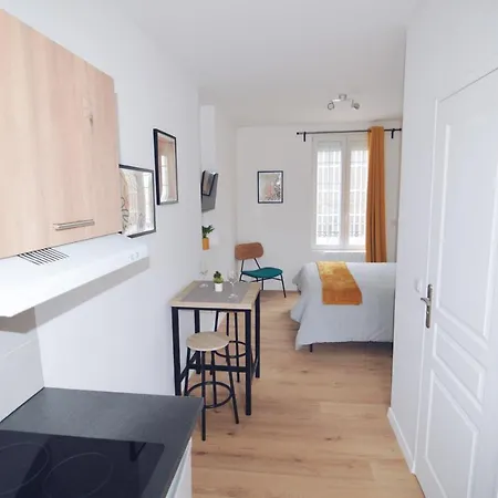Lsquare Afpa Апарт-отель