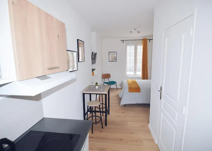 Lsquare Afpa Aparthotel